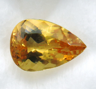3637 imperial topaz 2.42ct 11 month. birthstone unusual production ground Africa production :.. mineral exhibition pavilion [ free shipping ]