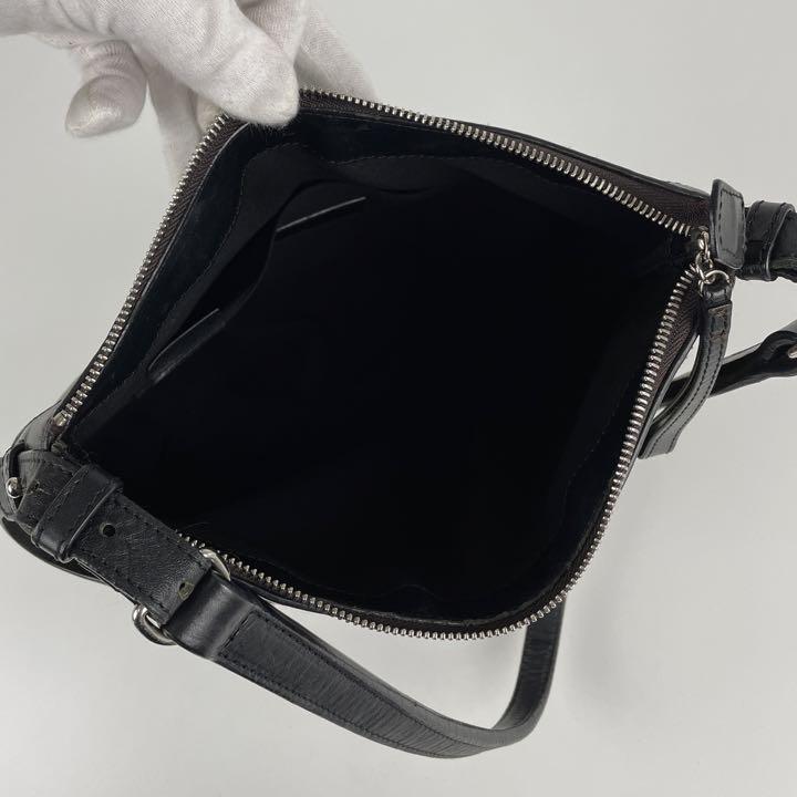 美品 LOEWE ロエベ ショルダーバッグ リピートアナグラム PVC 美品 LOEWE ロエベ ショルダーバッグ リピートアナグラム PVC