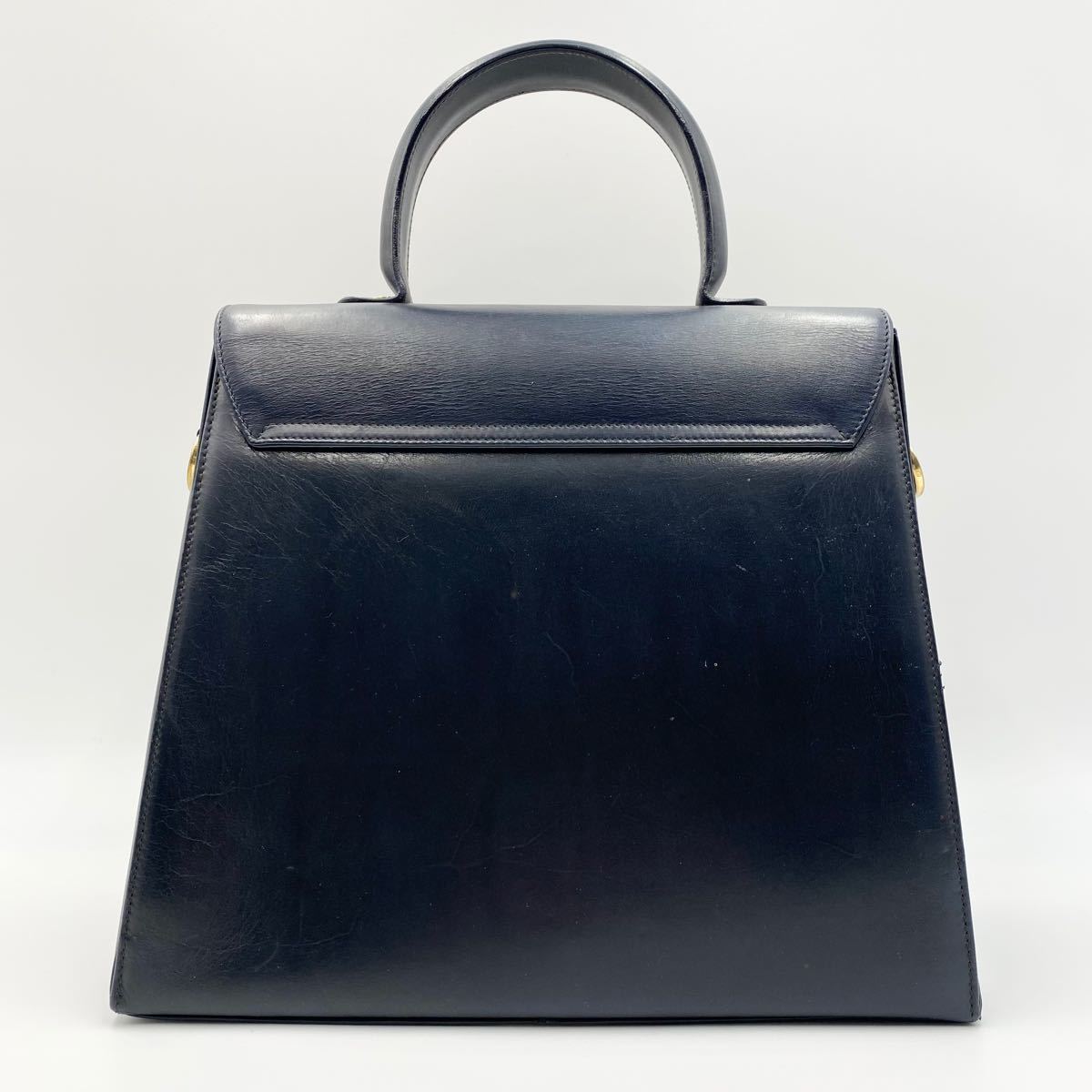極美品】Salvatore Ferragamo サルヴァトーレフェラガモ ショルダー