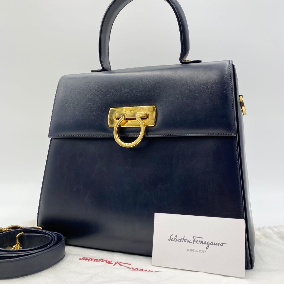 トラディショナルウェザーウエア 美品Salvatore Ferragamo