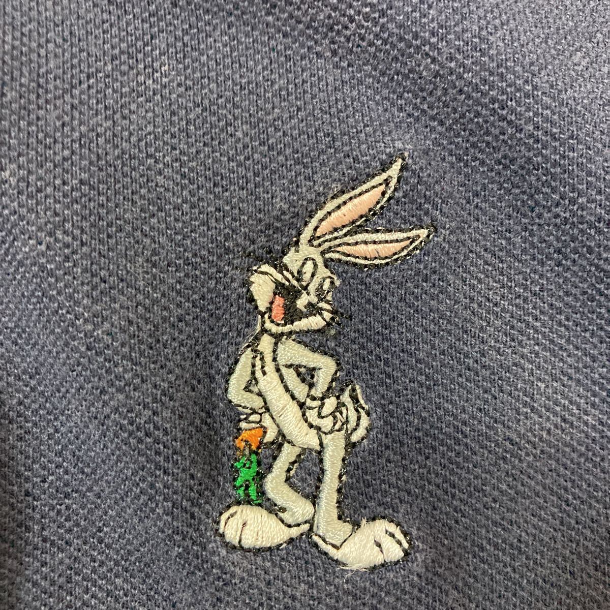 56 Warner Bros. Bugs Bunny ポロシャツ ワーナーブラザーズ バッグスバニー ルーニーテューンズ 半袖 アメカジ アニメ コットン 1118E_画像3