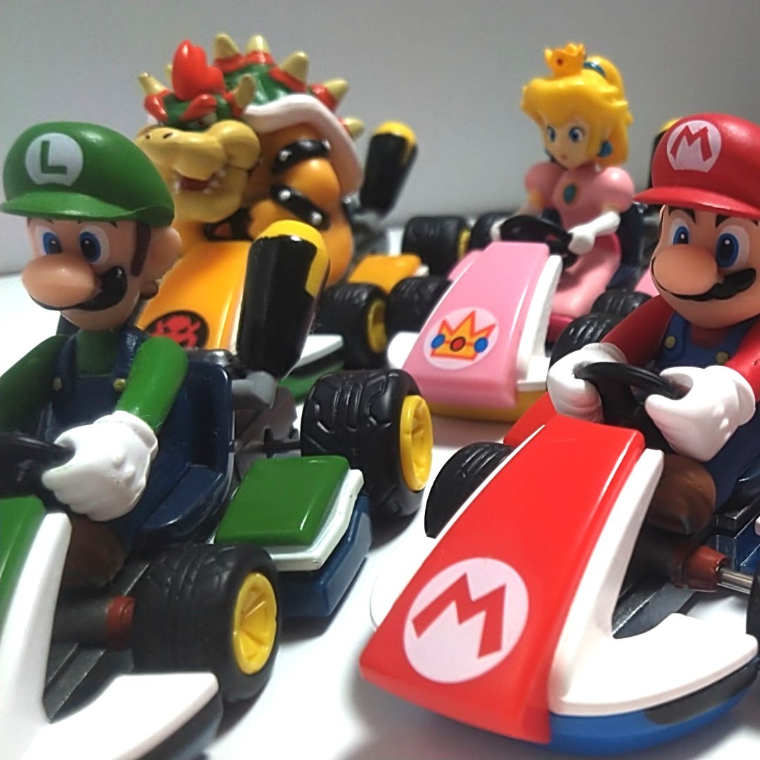 Nintendo　 マリオカート　 プルバックカー　マリオ　 ルイージ　ピーチ　クッパ　4台セット