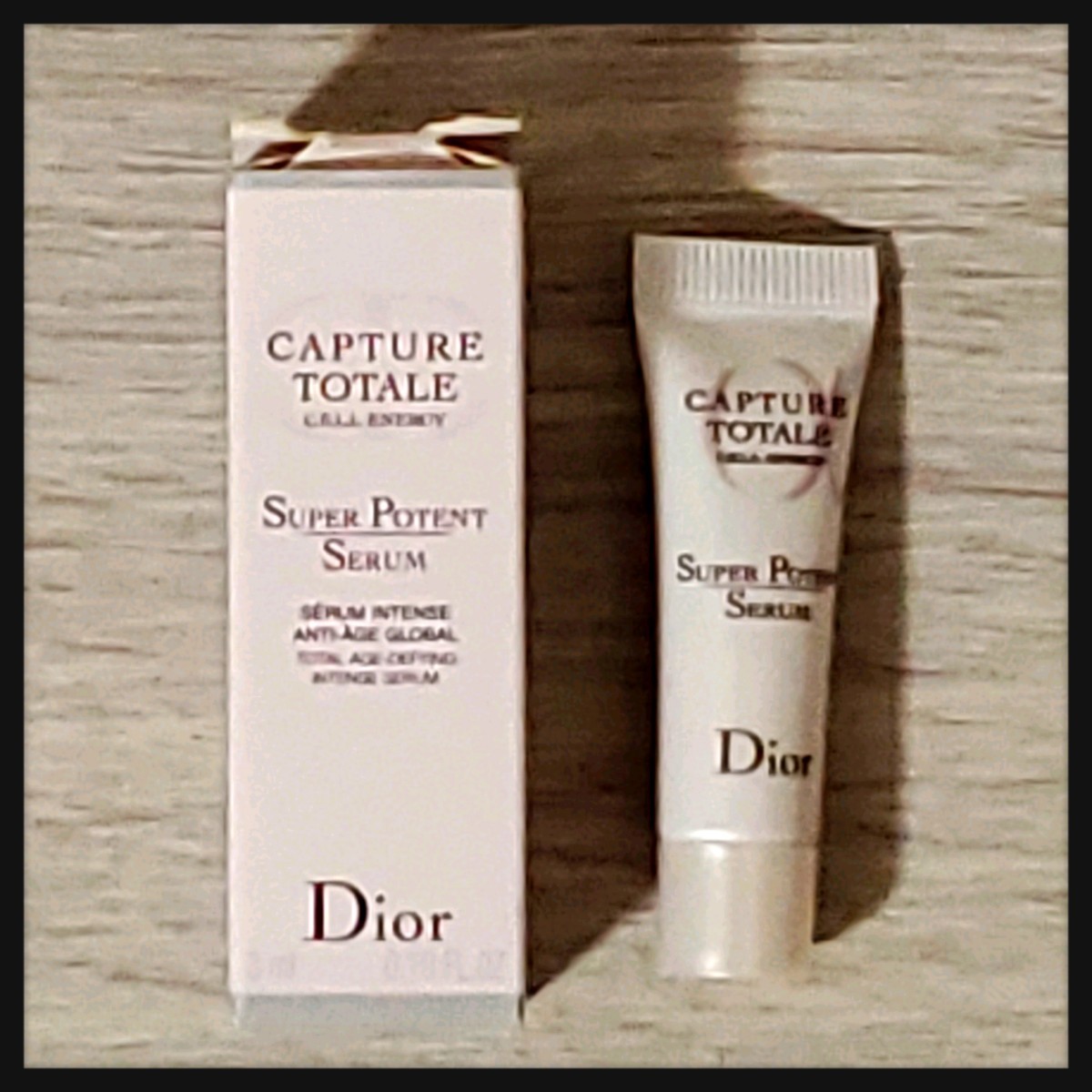 Dior　カプチュール トータル セル ENGY スーパー セラム〈美容液〉3ml
