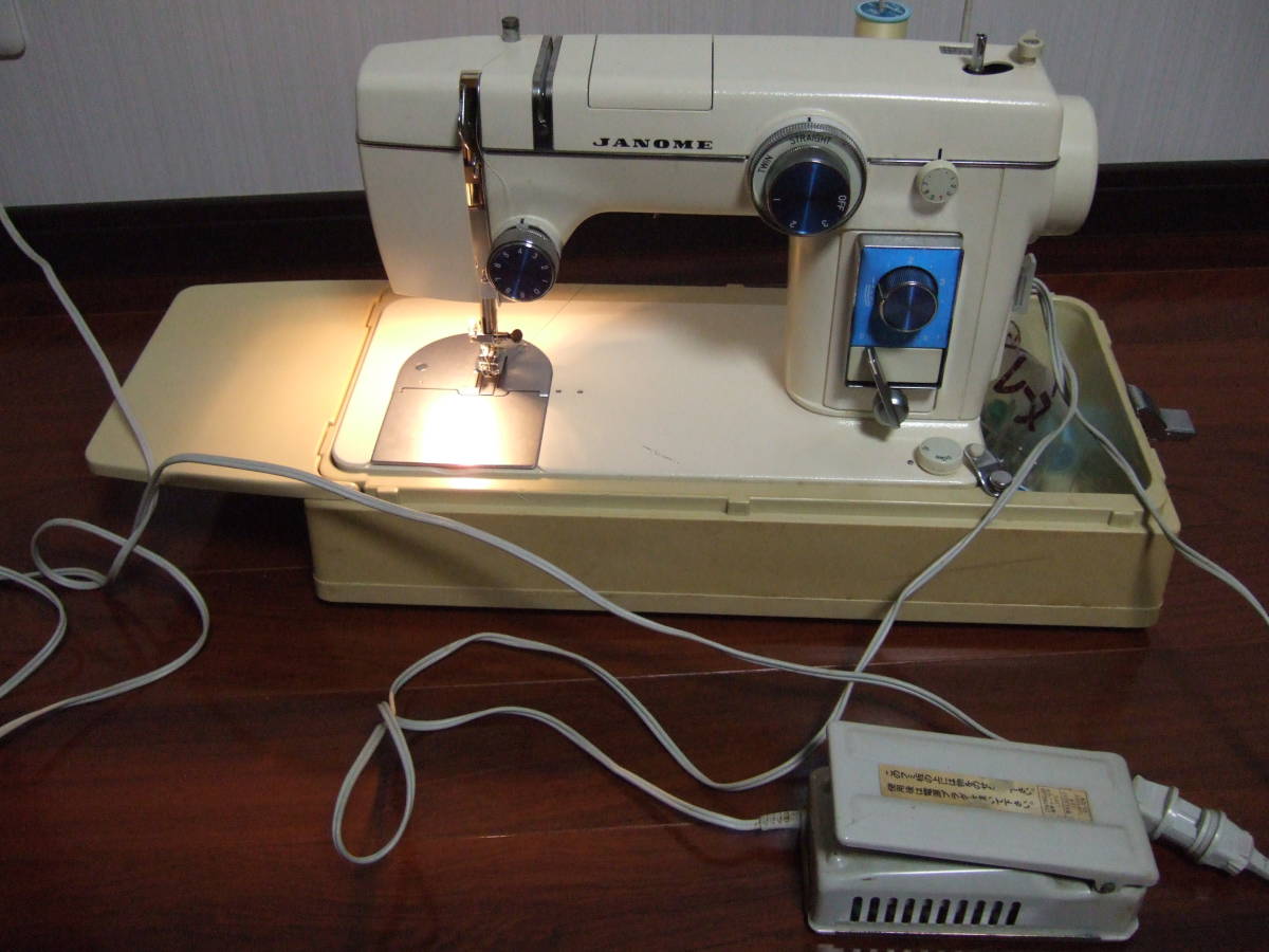 実縫動作確認済 JANOME ジャノメミシン 804型 現状渡し