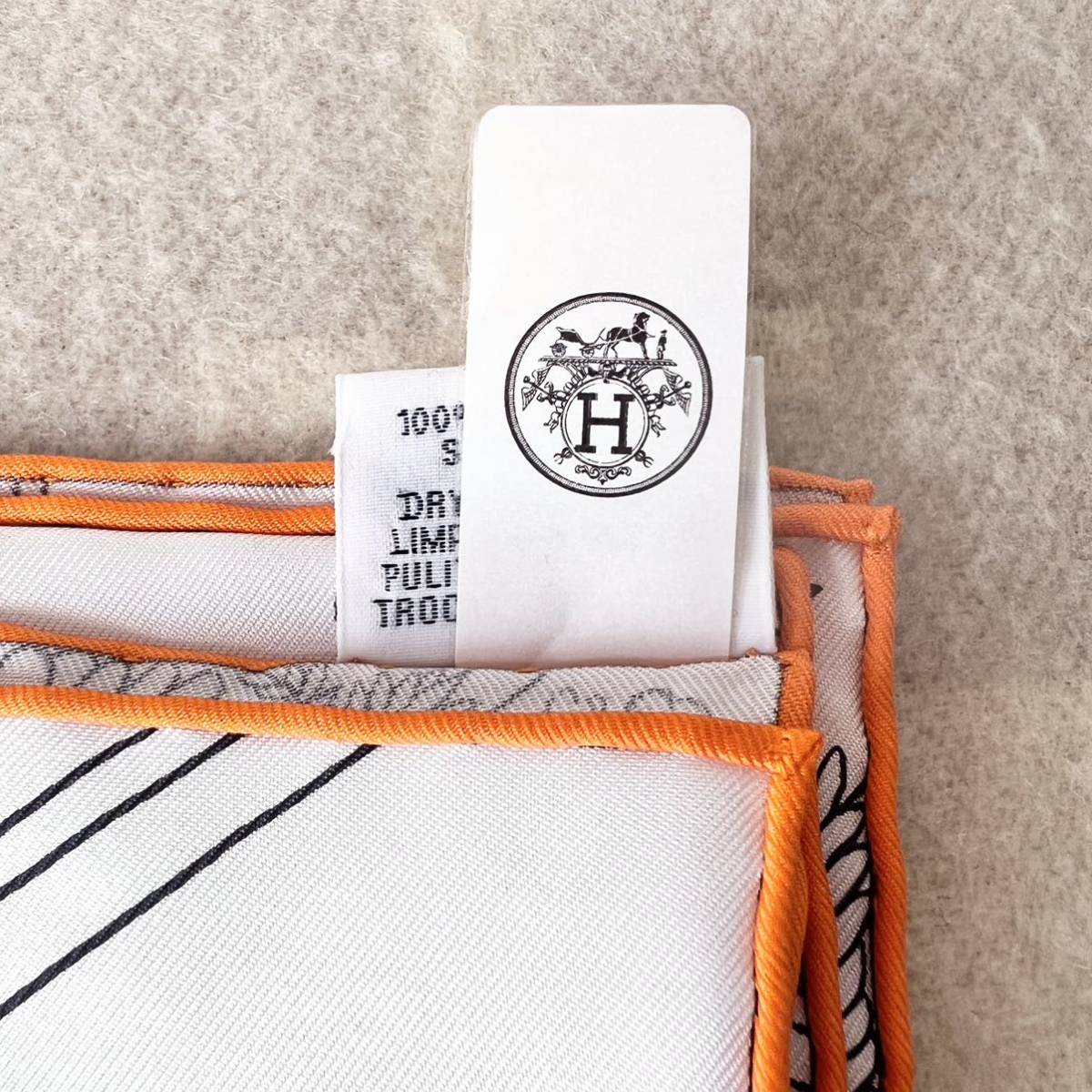 エルメス HERMES 未使用 タグ付きシルク カレ スカーフ 90 ANIMAPOLIS