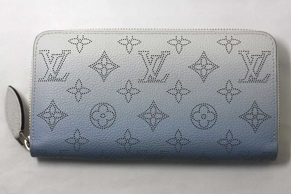 【LOUIS VUITTON】ルイヴィトン　マヒナ　ジッピー・ウォレット ブルー グラデーション M80494 長財布　20230902