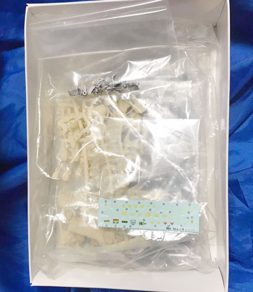 1/60ストロングバックス 装甲騎兵 ボトムズ まん点工房 ATフル 1/60ストロングバックス 装甲騎兵 ボトムズ まん点工房 ATフル