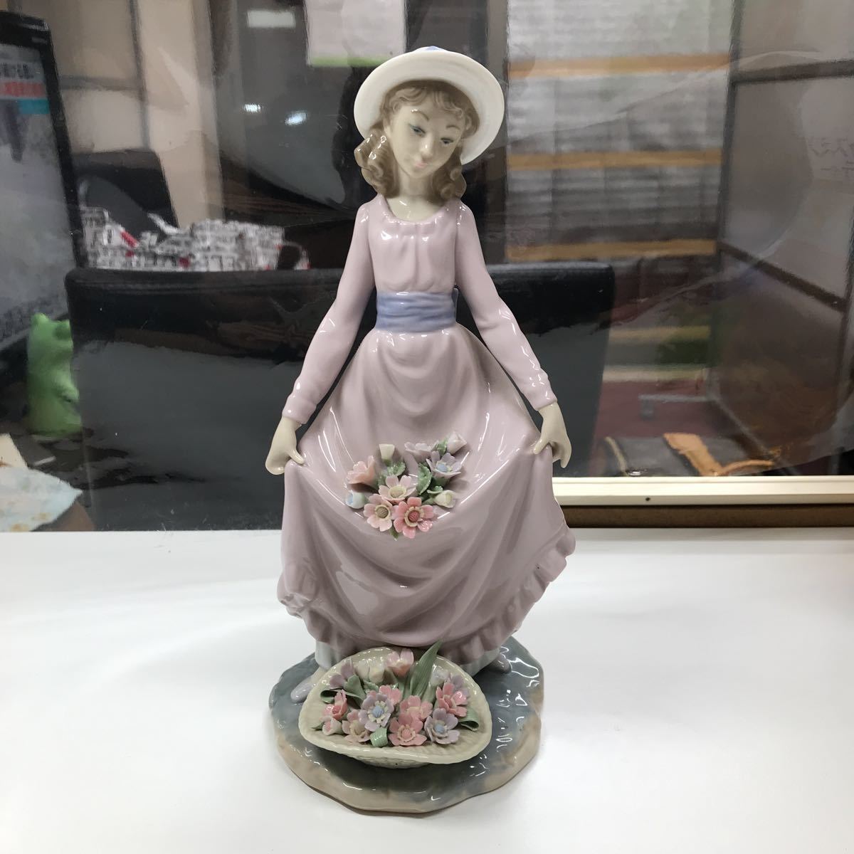 Yahoo!オークション - 正規品 LLADRO リヤドロ 『花のバスケット
