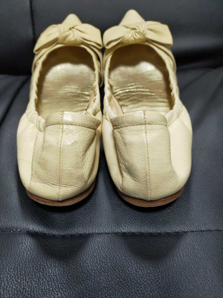 ずっと気になってた ミュウミュウ MIUMIU リボンデザイン ベージュ