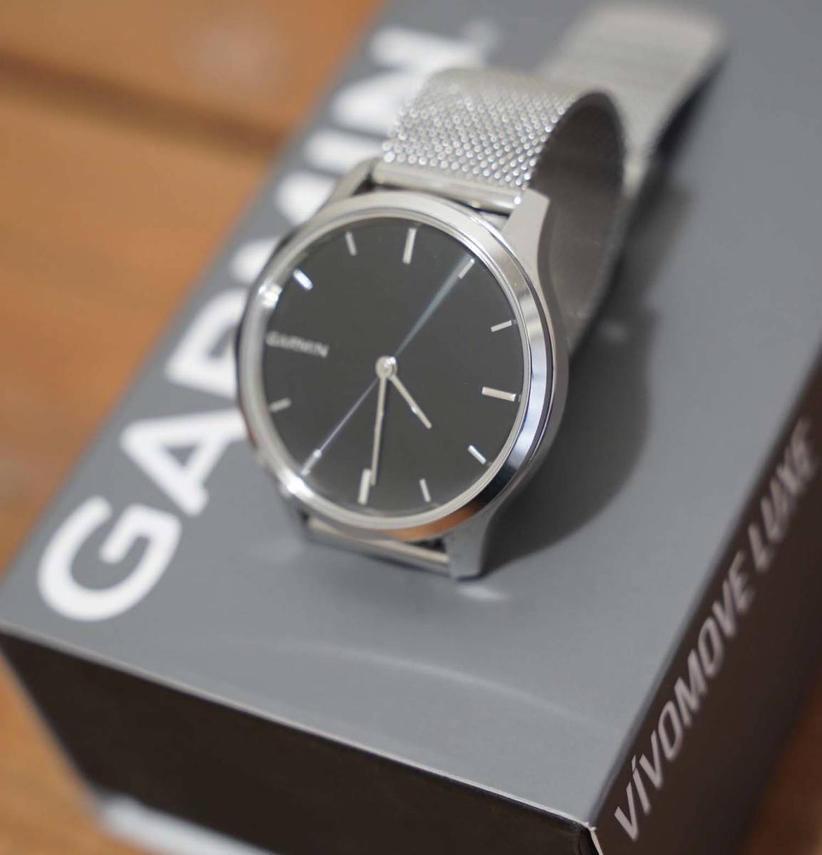 GARMIN(ガーミン)vvomove Luxe Silver Milanese(送料当方負担