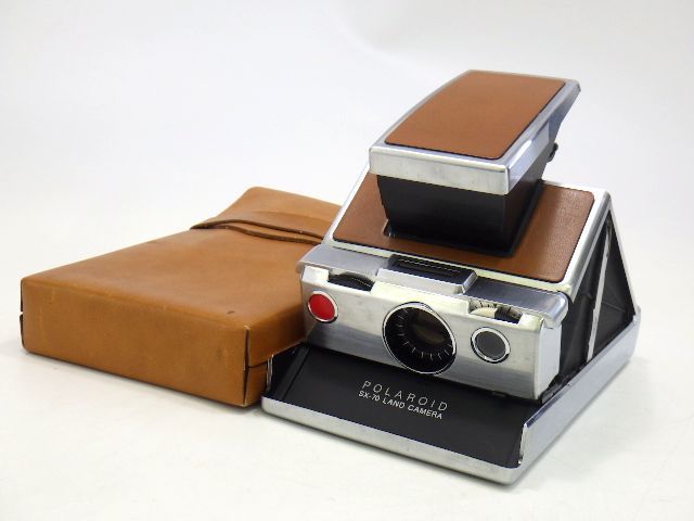 h2K074R15 POLAROID SX-70 ポラロイドカメラ フィルムカメラ 専用レザーケース付き 現状品の画像1