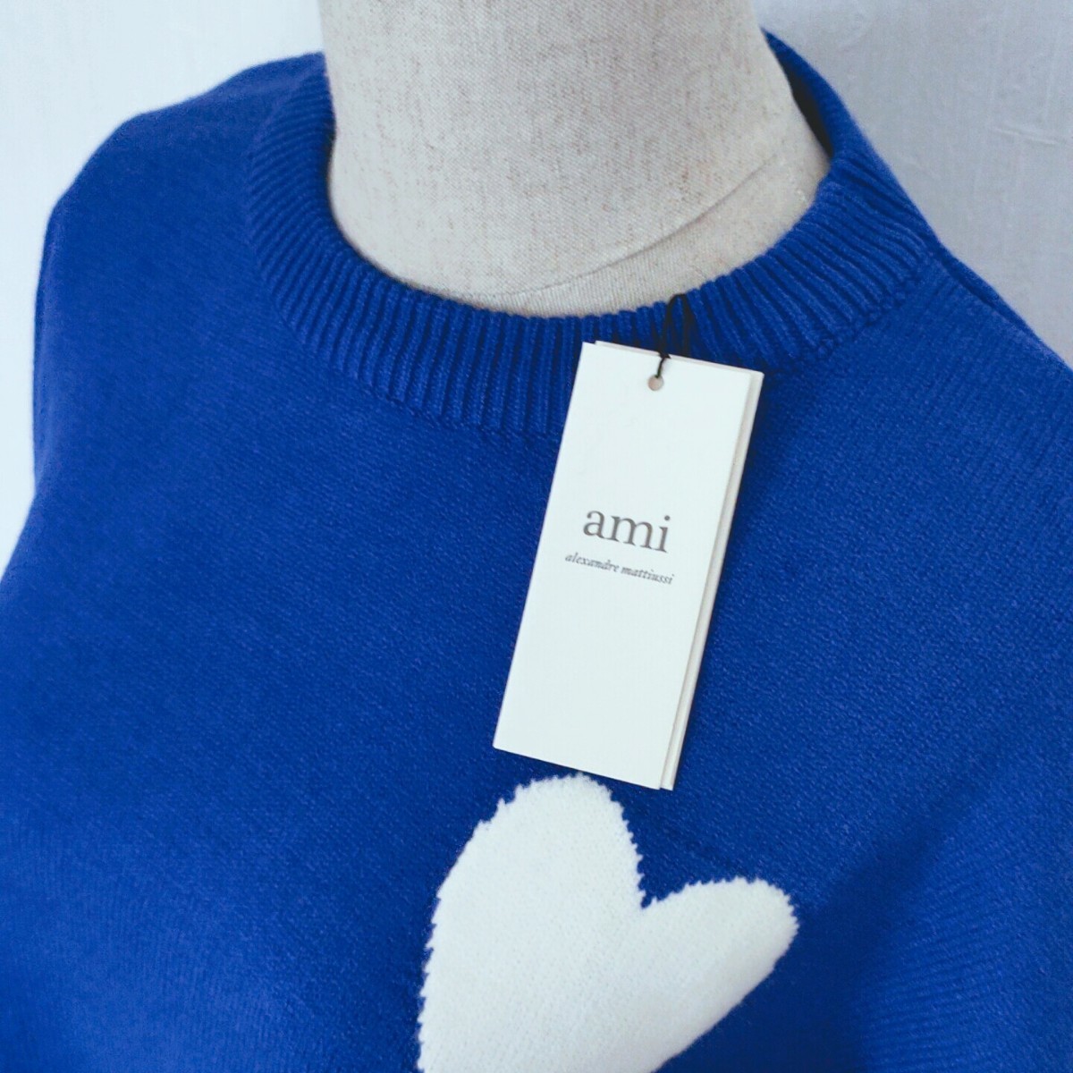 アミパリス AMI クルーネック ニット セーター ブルー 新品 アミパリス AMI クルーネック ニット セーター ブルー 新品