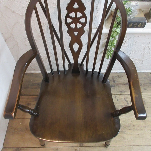 イギリス アンティーク 家具 アームチェア キッチンチェア ホイールバック 椅子 イス 店舗什器 木製 英国 KITCHENCHAIR 4889d_画像4