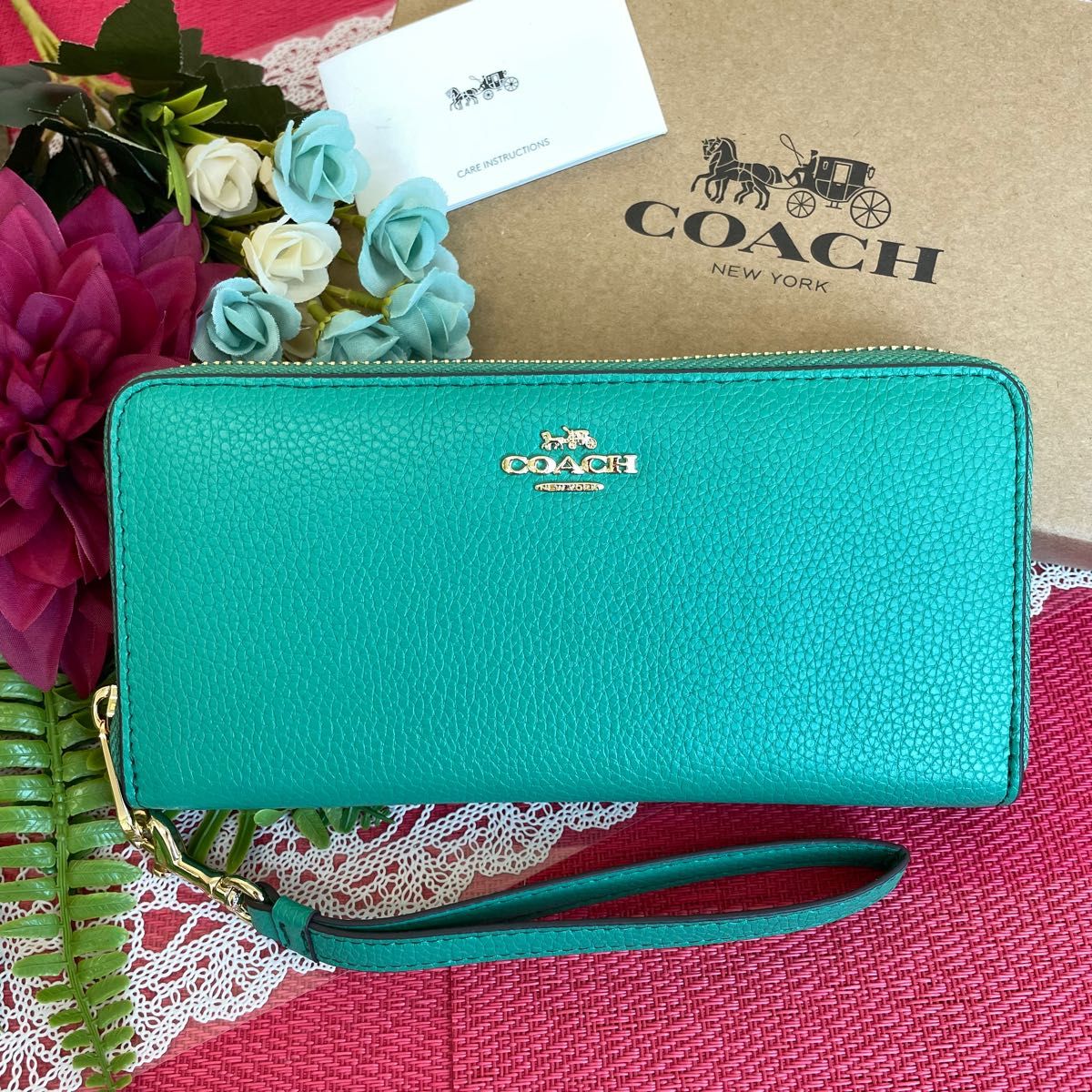 COACH コーチ 長財布 シンプル グリーン ストラップ付き