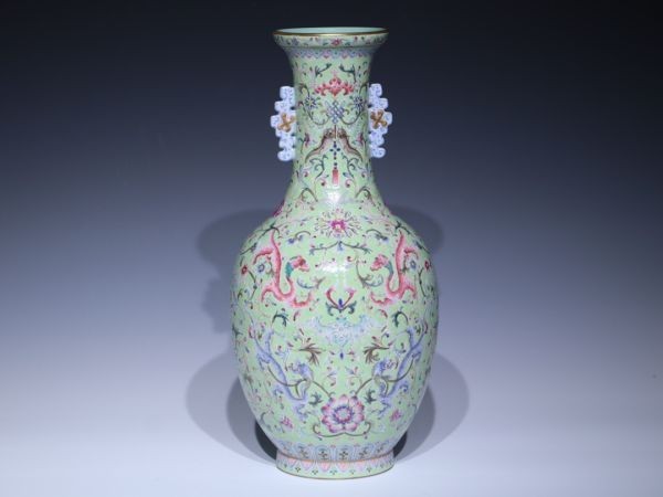 全国総量無料で 中国陶瓷 清 乾隆年製 粉彩 纏枝蓮花卉