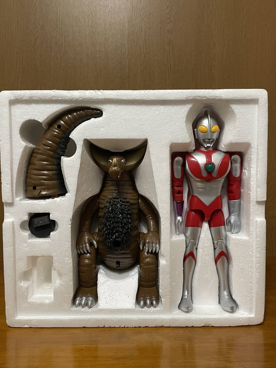 送料無料 通販 - Yahoo!オークション 当時物 バンダイ スペシウム5000 ウルトラマン