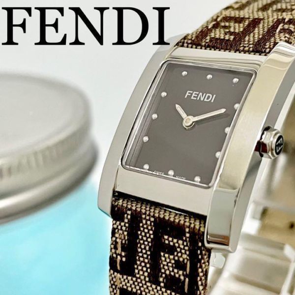 極美品】FENDI フェンディ時計 レディース腕時計 ズッカ柄 ブラウン-