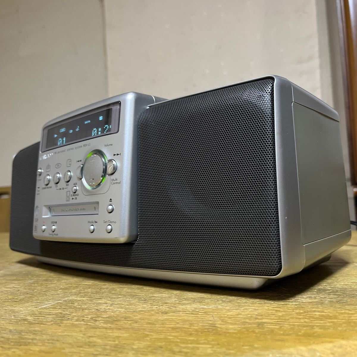 KENWOOD MDX-L1-H CD・MD・ラジオパーソナルステレオシステム KENWOOD MDX-L1-H CD・MD・ラジオパーソナルステレオシステム