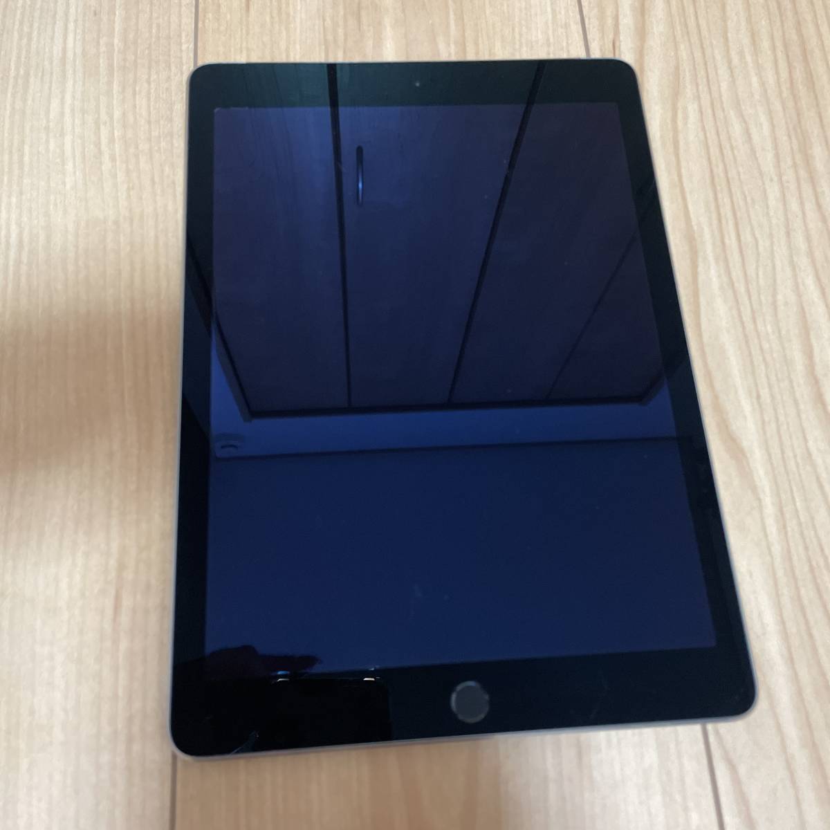 5)iPad Air2 Wi-Fi+Cellular セルラーモデル ドコモ docomo スペース