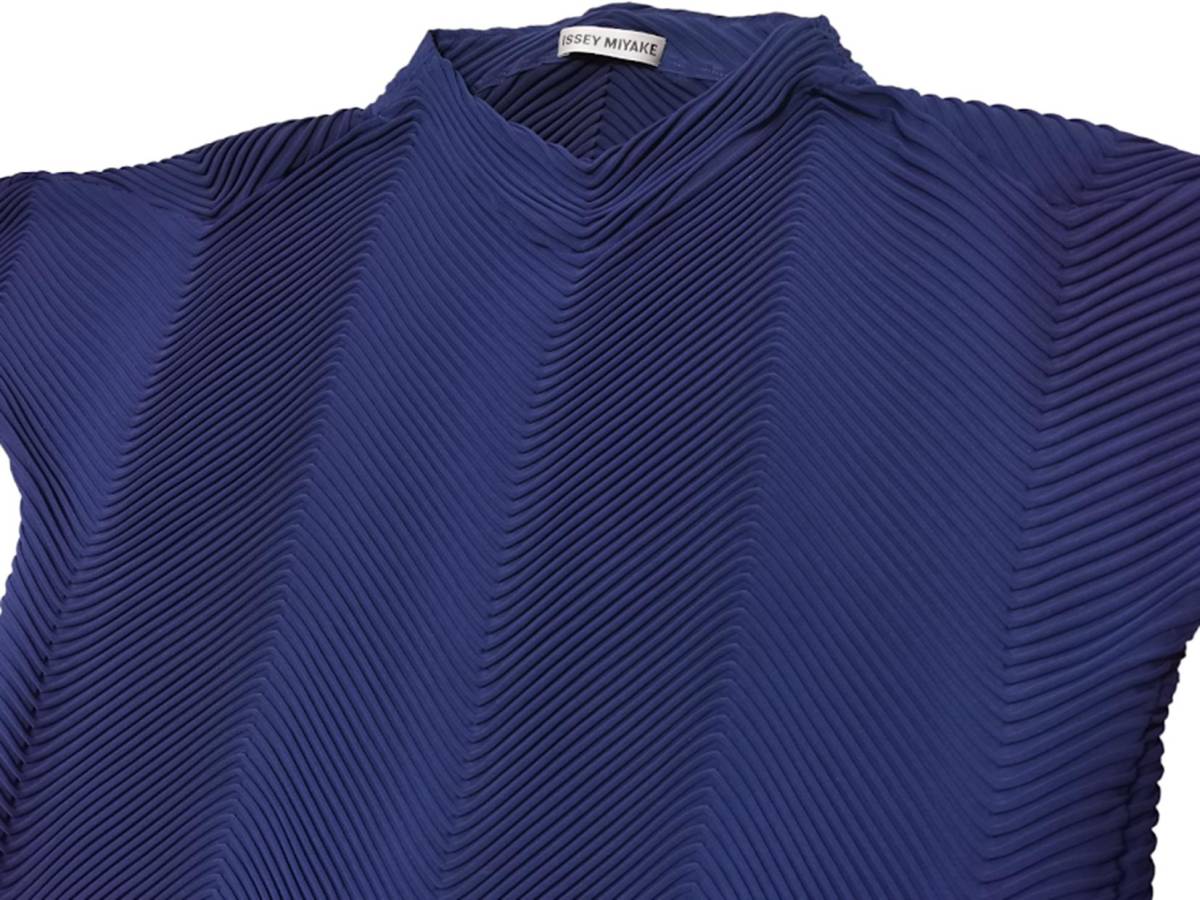 ☆★極美品 2019AW イッセイミヤケ ISSEY MIYAKE MONTAGE Baked Stretch 変形ルーズトップス Diagonal Pleats 青系ブルー Size 2★☆_画像7