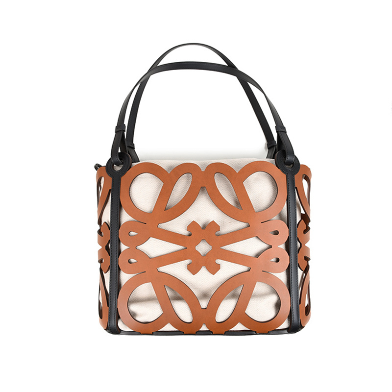 く日はお得♪ トート アナグラムカットアウト ロエベ LOEWE スモールバッグ 新品 2530 A821Q05X01 イタリア正規品 鞄 トートバッグ く日はお得♪ トート アナグラムカットアウト ロエベ LOEWE スモールバッグ 新品 2530 A821Q05X01 イタリア正規品 鞄 トートバッグ