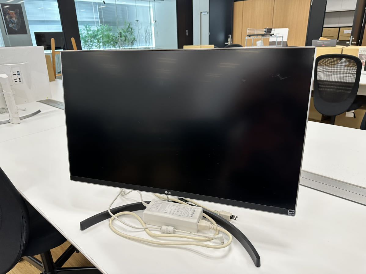 直売販促品 未使用自宅保管品⭐︎LG 27UD88-W モニター www.laessa.fr
