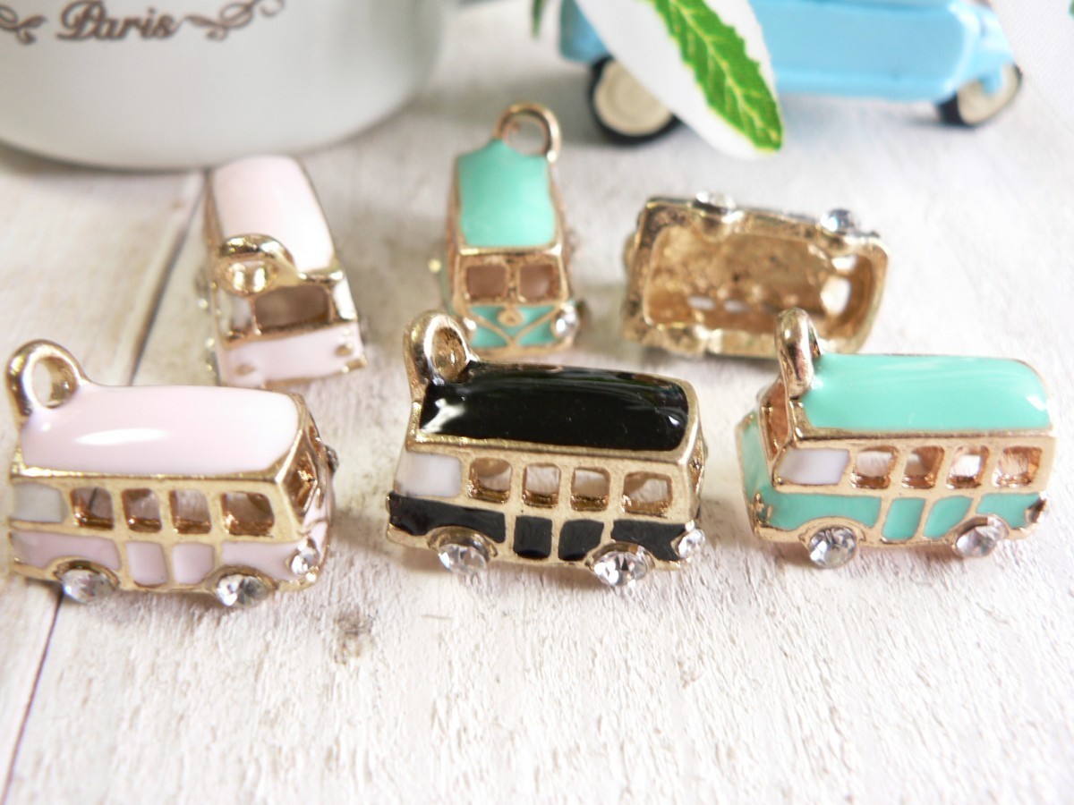  charm bus 3 piece set (3 color × each 1 piece ) black pink emerald green pendant head handicrafts #788