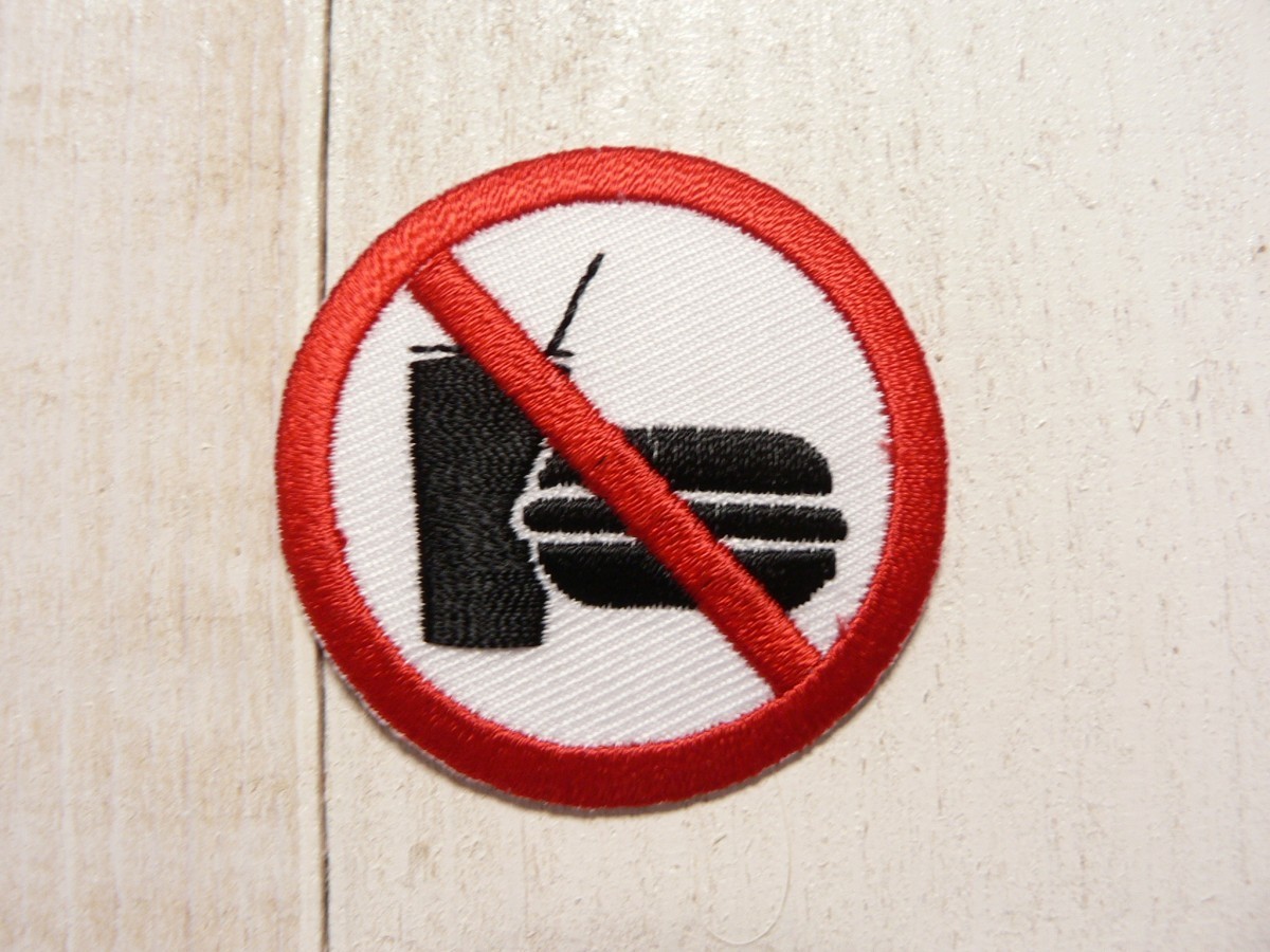 ワッペン　標識　ミニワッペン　ミニアイロンワッペン　飲食禁止　看板　　　#753_画像1