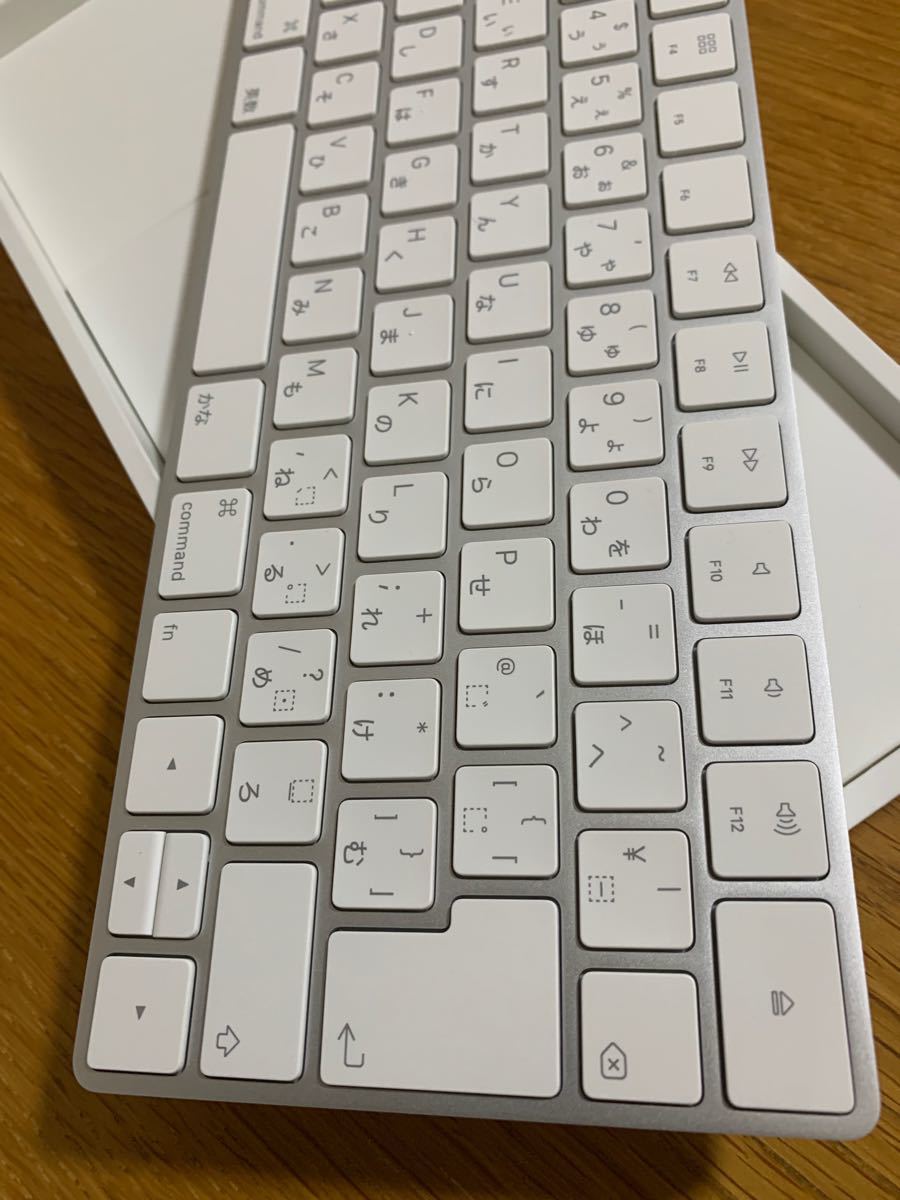 PayPayフリマ|ほぼ新品 純正 アップル Magic Mouse 2 マジックマウス