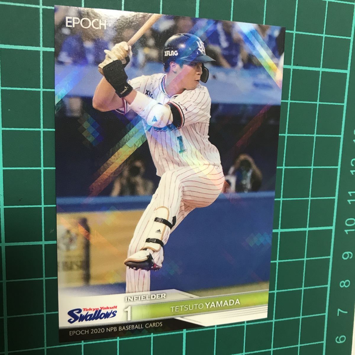 山田哲人 キラパラレル 2020 EPOCH NPB プロ野球カード レギュラーカード 413 東京ヤクルトスワローズの画像1