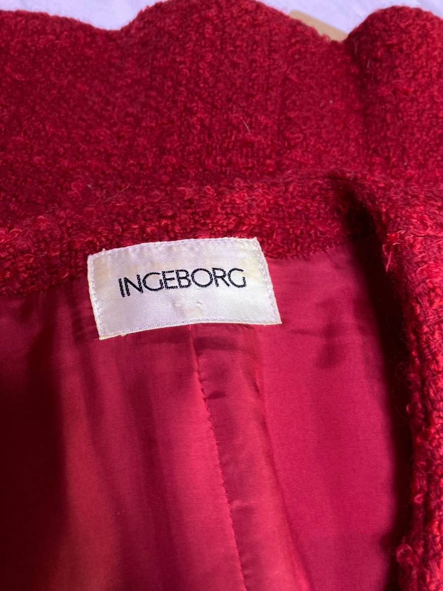 中古　インゲボルグ　INGEBORG　スーツ　赤　毛97%　ナイロン3%