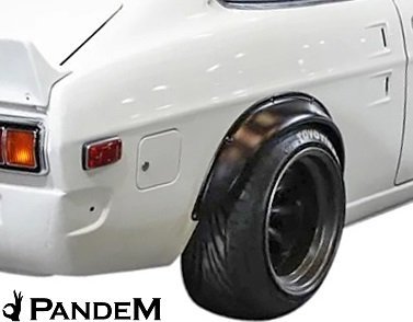 【M's】 NISSAN Datsun B110 サニー クーペ (1970y-1973y) PANDEM パンデム フェンダー 1台分 エアロ パーツ ワイド オーバー フェンダー_画像4