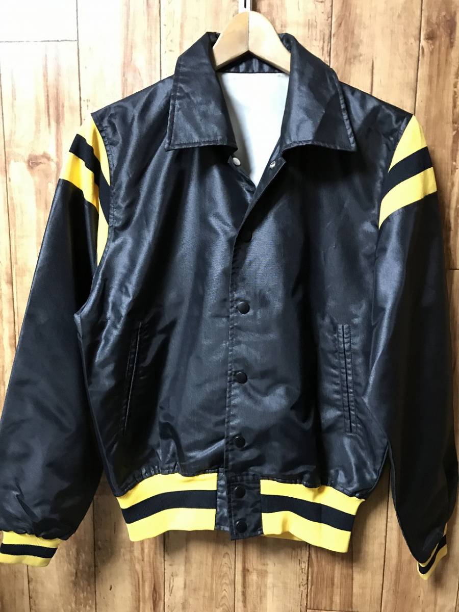 【メーカー直売】の商品をすべて 送無 ナイロンスタジャン・ブラックイエロー DESCENTEデサント デサント