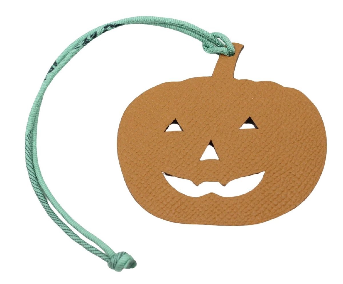エルメス プティアッシュ ハロウィン ジャックオーランタン かぼちゃ