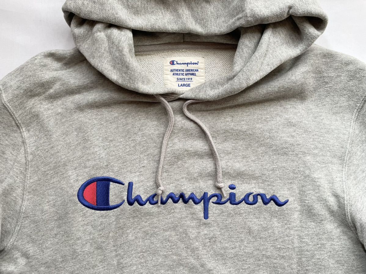 卸売り Champion チャンピオン パーカー 刺繍 デカロゴ 筆記体 黒