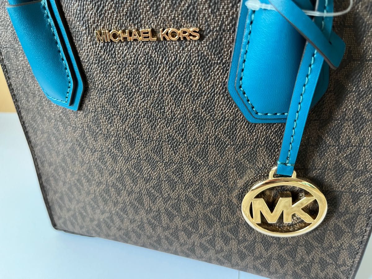 Michael kors 日本未発売カラー ショルダーバッグ 新品未使用-