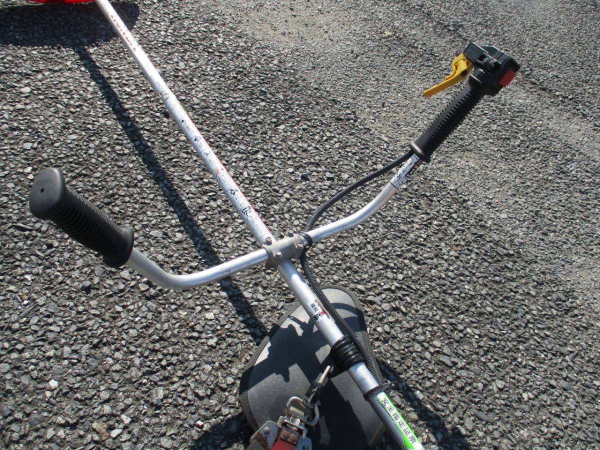 HONDA ホンダ 25cc 4ストローク エンジン刈払い機 草刈機 UMK425H HONDA ホンダ 25cc 4ストローク エンジン刈払い機 草刈機 UMK425H