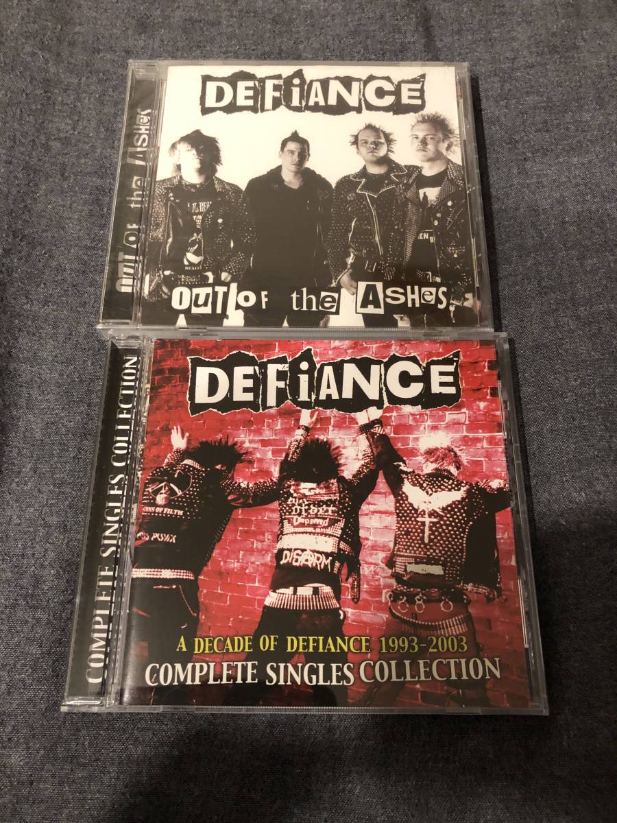 Defiance/Out of The Ashes（未開封） & A Decade of Defiance : Complete Singles Collectionの画像1