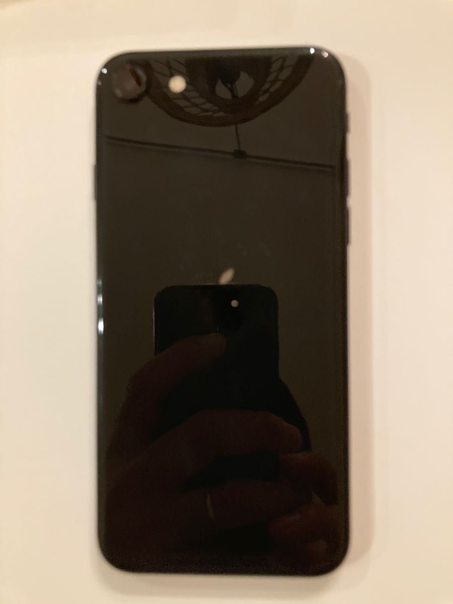 Apple IPhone SE 第2世代 128GB ブラック 携帯電話 | endageism.com