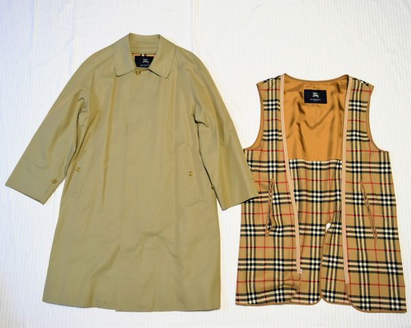 ☆バーバリーロンドン☆人気の高級感あるカーキ、ノバチェックライナー