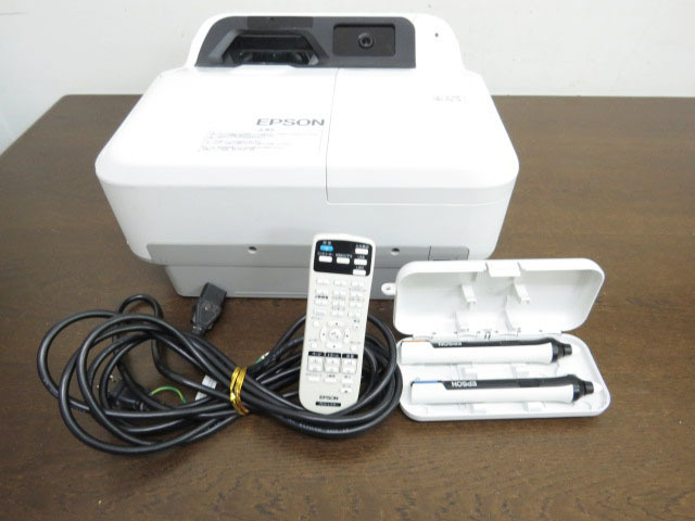 動作品 【ランプ残量90%】エプソン 超短焦点液晶プロジェクター 動作品 【ランプ残量90%】エプソン 超短焦点液晶プロジェクター