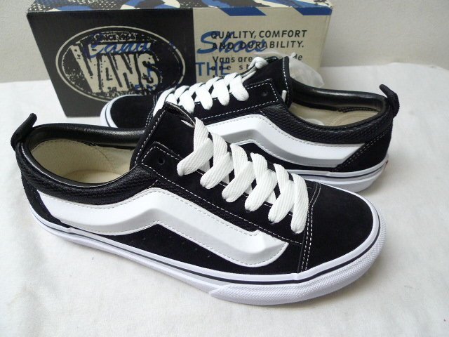 ◆新品タグ付き希少 VANS バンズ SSZ 別注 MIX SKOOL　スニーカー　タグ予備ひも箱完備_画像4