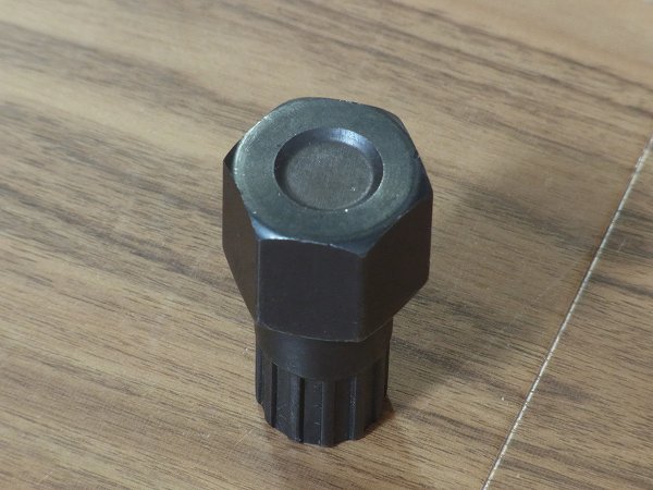 多様な TL-FF20 シマノ 【新品?】送料込 旧型タイプ用ボスフリー抜き SHIMANO 即決 工具(単品) 多様な TL-FF20 シマノ 【新品?】送料込 旧型タイプ用ボスフリー抜き SHIMANO 即決 工具(単品)