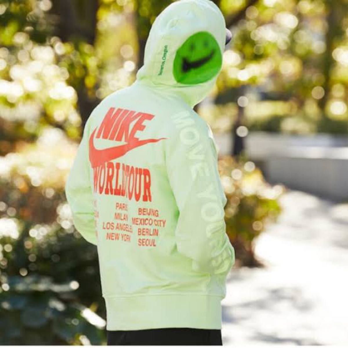 ナイキ ワールドツアー プルオーバーフーディ ライム 新品 XXL NIKE NSW WTOUR PO HOODIE パーカー