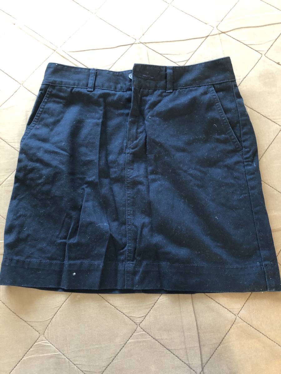 ユニクロ　紺色　ミニスカート　サイズ58