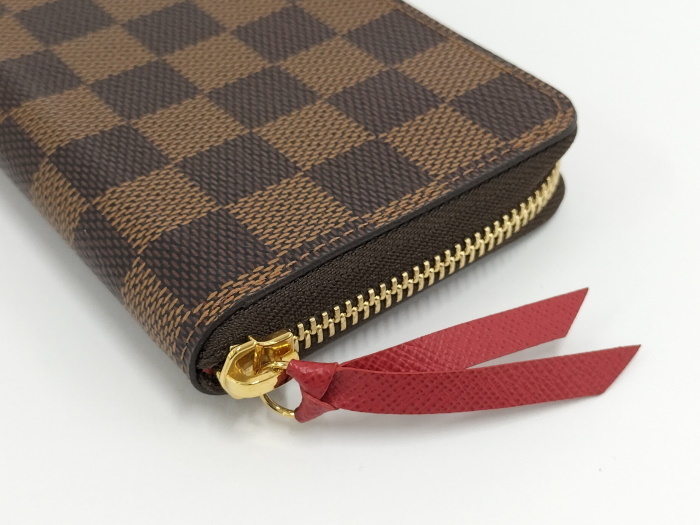 LOUIS VUITTON ポルトフォイユ クレマンス ラウンドファスナー長財布