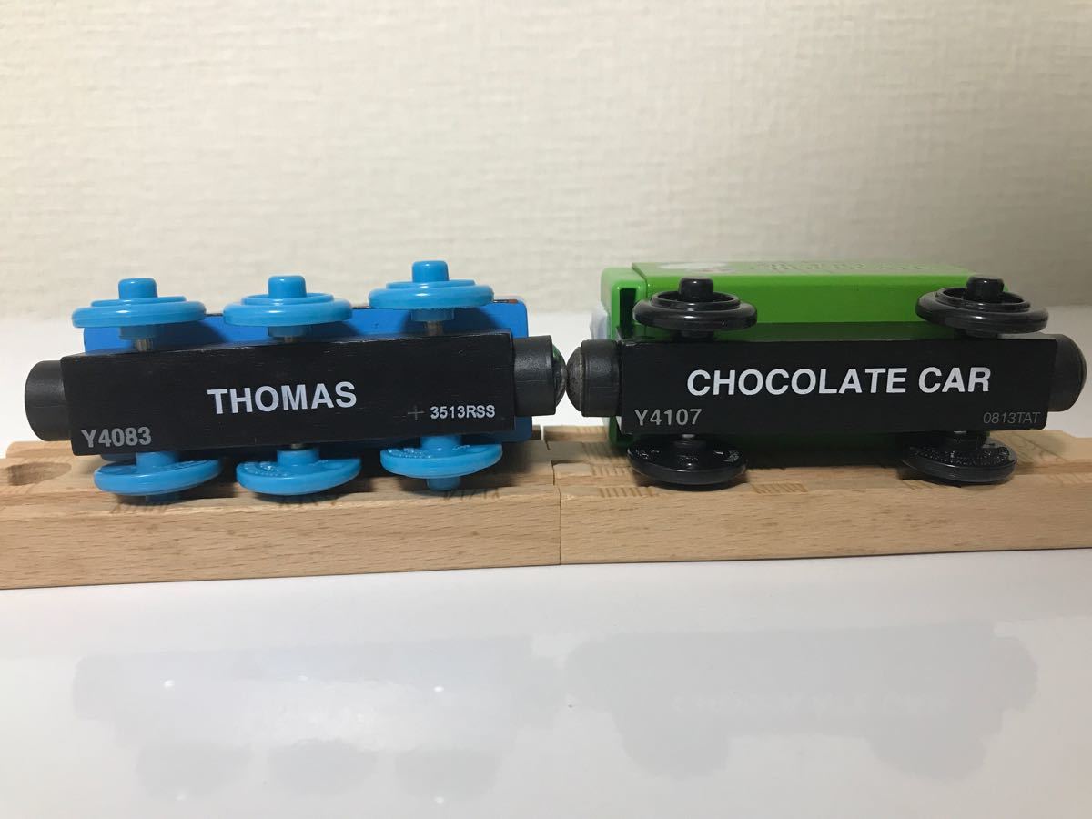 きかんしゃトーマス 木製レールシリーズ  トーマスとチョコ貨車