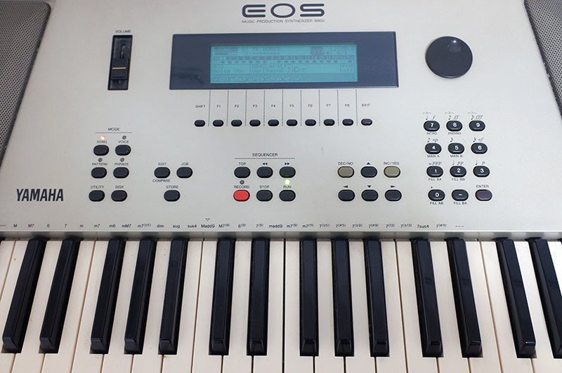 YAMAHA オールインワンシンセサイザー EOS B900 動作品 ジャンク