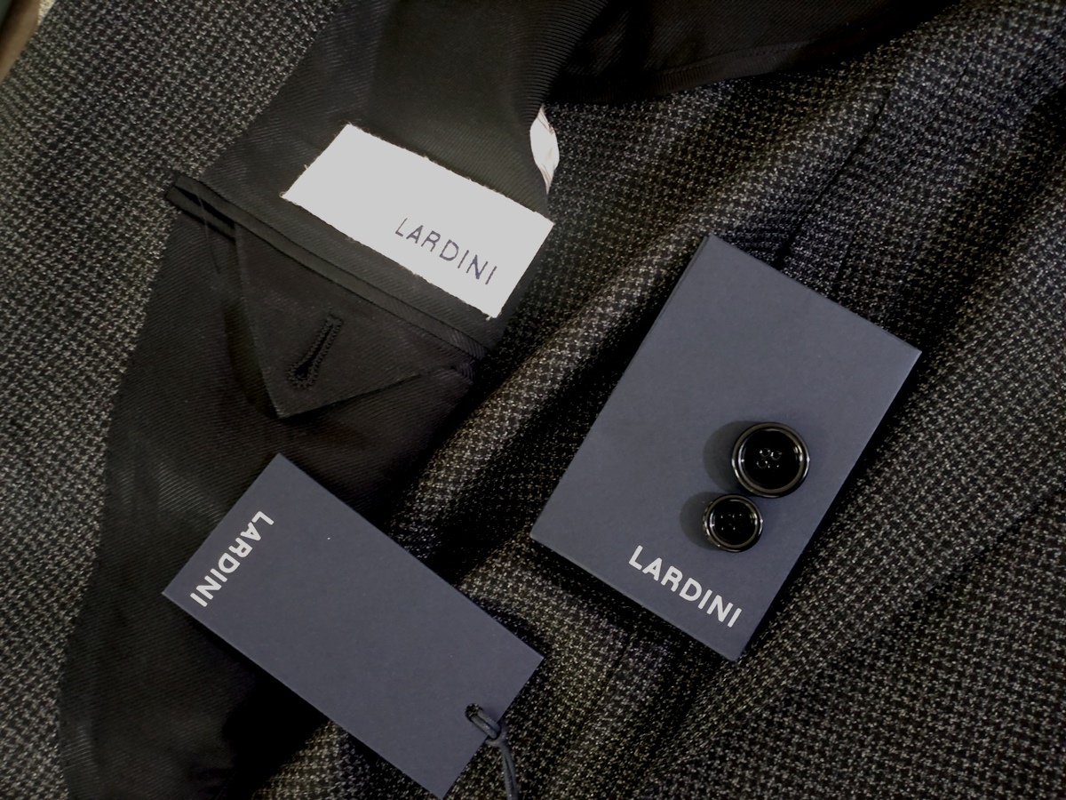 新品　LARDINI ラルディーニ 秋冬 セットアップ スーツ 2B 極上ウール100％ サイズ50_画像5