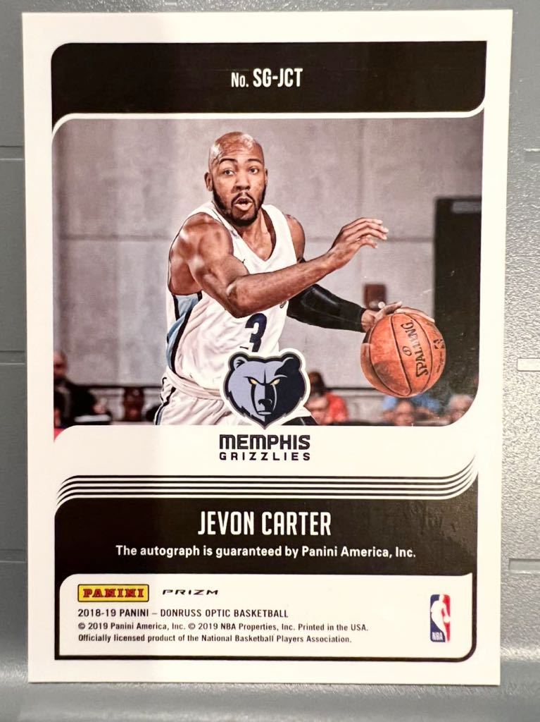 激レア Optic Prizm RC Auto 18 Panini Jevon Carter ジェヴォン・カーター NBA ルーキー サイン バスケ Bucks バスケ ユニフォーム 大活躍_画像2